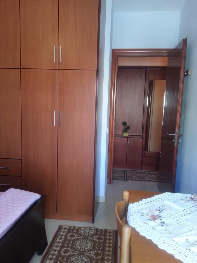 Christos Apartments Sarandë Exterior foto
