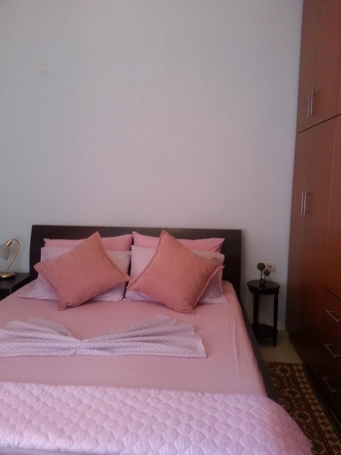 Christos Apartments Sarandë Exterior foto